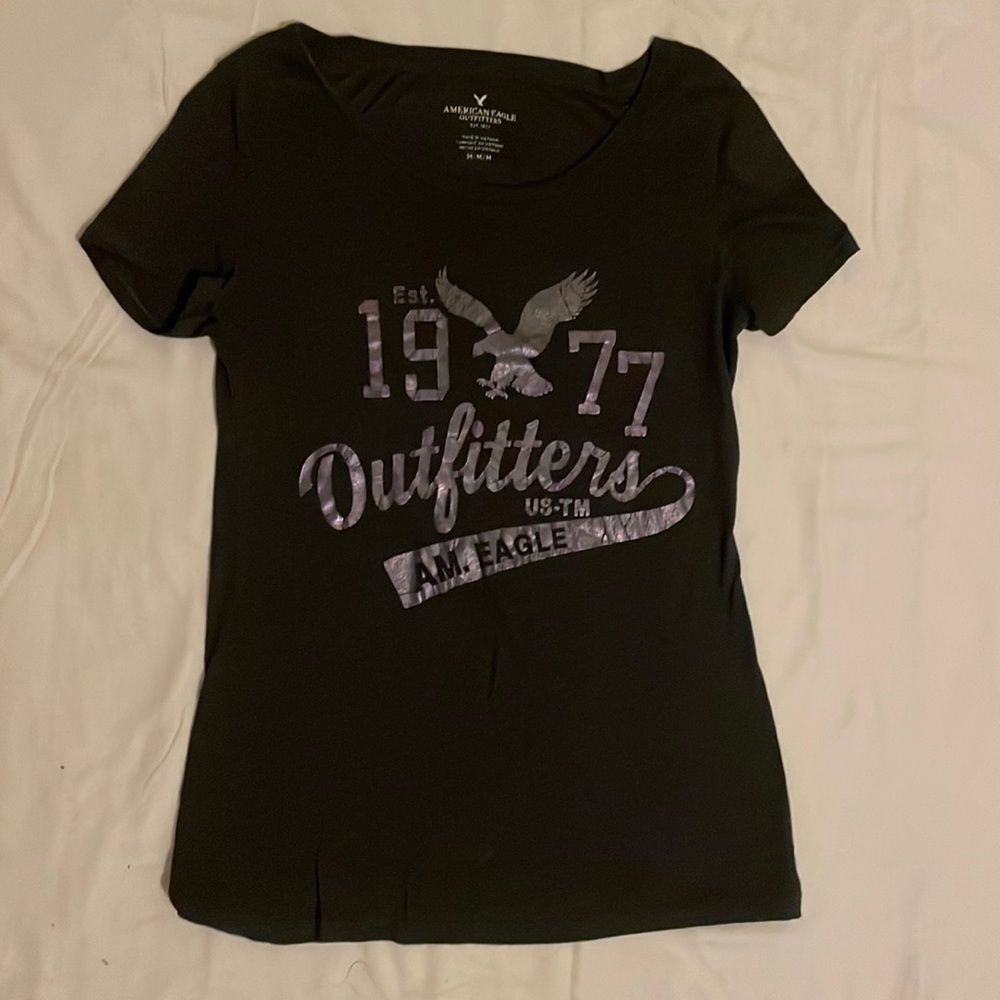 American Eagle black short sleeve shirt